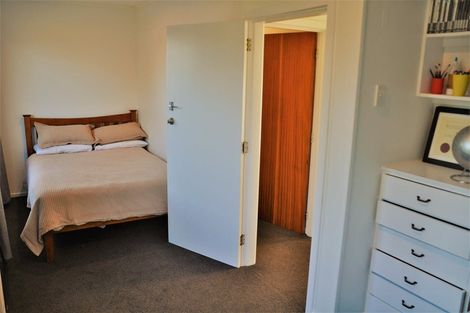 Photo of property in 70 Peer Street, Upper Riccarton, Christchurch, 8041