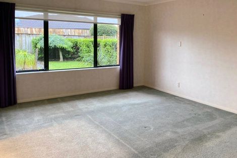 Photo of property in 34 Blackwood Drive, Wattle Downs, Auckland, 2103