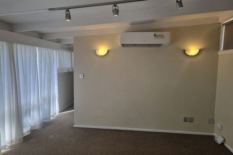 Photo of property in 2/127 Seabrook Avenue, New Lynn, Auckland, 0600