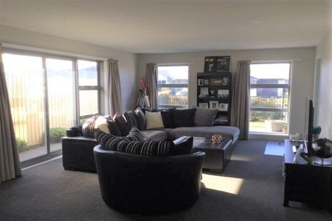 Photo of property in 63 Packard Crescent, Halswell, Christchurch, 8025