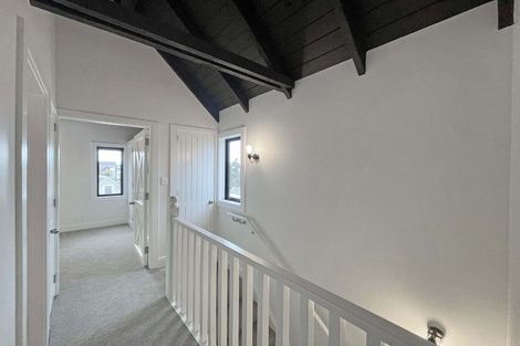 Photo of property in 242b Tinakori Road, Thorndon, Wellington, 6011