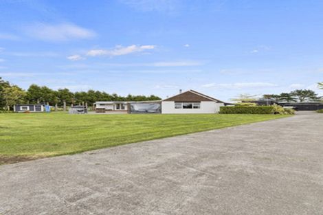 Photo of property in 124 Lower King Road, Tarurutangi, New Plymouth, 4372