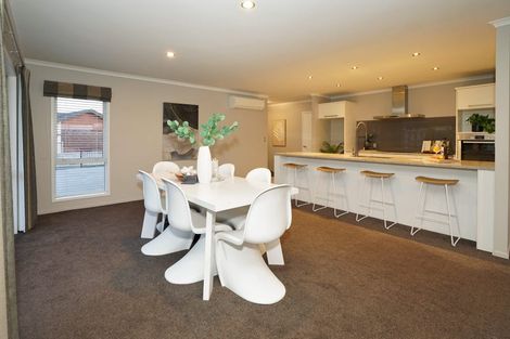 Photo of property in 9 Derwent Place, Flagstaff, Hamilton, 3210