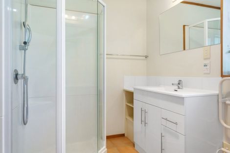 Photo of property in 67 Clare Street, Cambridge, 3434