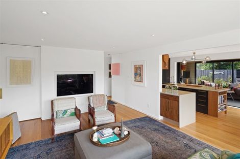 Photo of property in 42 Whitfield Street, Sumner, Christchurch, 8081