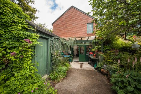 Photo of property in 7 The Oaks, Awapuni, Palmerston North, 4412