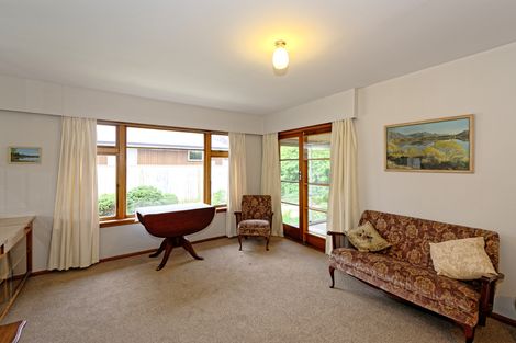 Photo of property in 21 Kinnaird Place, Hillmorton, Christchurch, 8025