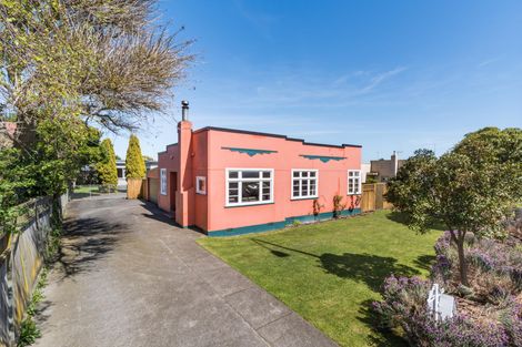 Photo of property in 8 Heretaunga Street, Palmerston North, 4414