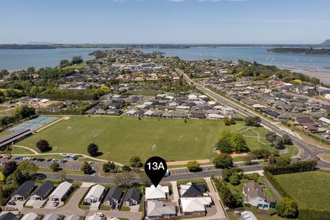 Photo of property in 13a Western Avenue, Omokoroa, 3114