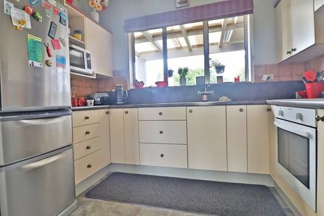 Photo of property in 26 Melvin Street, Edendale, 9825