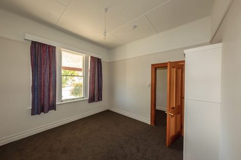 Photo of property in 16 Memorial Avenue, Parkside, Timaru, 7910