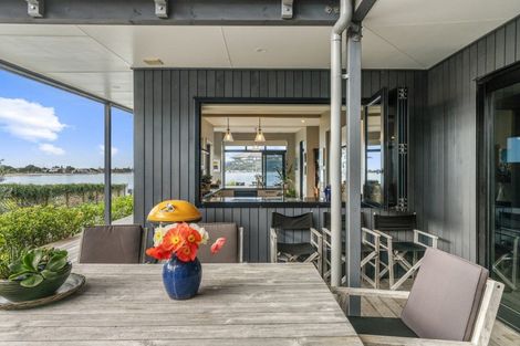 Photo of property in 194 Main Sh25 Road, Tairua, 3508