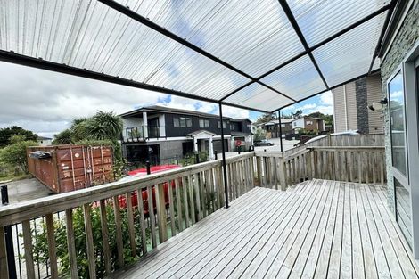 Photo of property in 6 Wyon Way, Flat Bush, Auckland, 2016