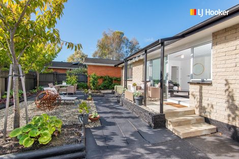 Photo of property in 35 Kinmont Crescent, Kinmont Park, Mosgiel, 9024