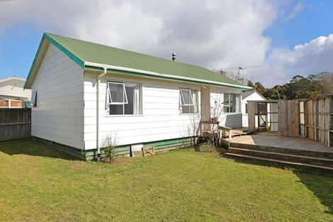 Photo of property in 51 Border Road, Henderson, Auckland, 0612