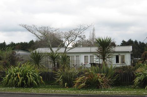 Photo of property in 34 Willow Avenue, Hannahs Bay, Rotorua, 3010
