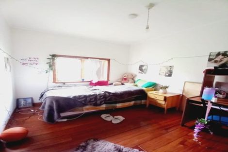 Photo of property in 137 Seabrook Avenue, New Lynn, Auckland, 0600