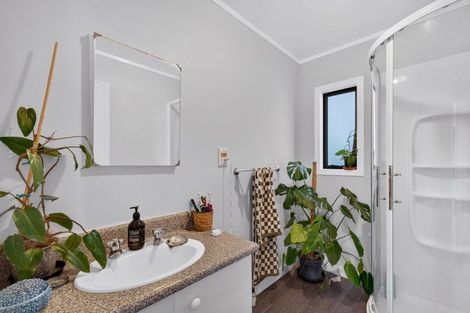 Photo of property in 28 Cranby Crescent, Onekawa, Napier, 4110