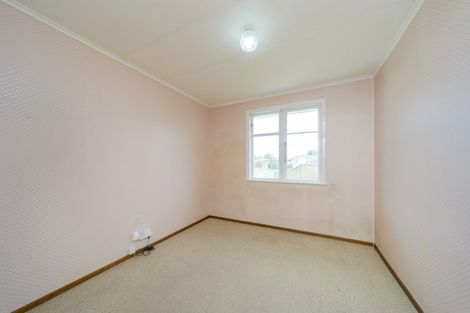 Photo of property in 9 Benmore Avenue, Cloverlea, Palmerston North, 4412