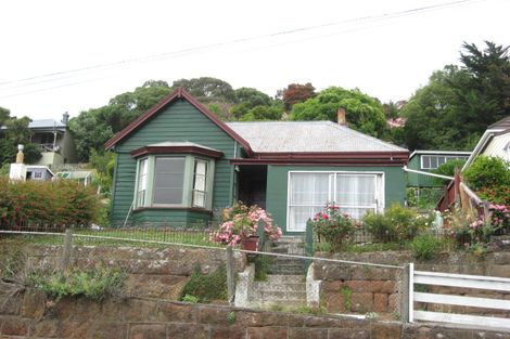Photo of property in 27 Voelas Road, Lyttelton, 8082