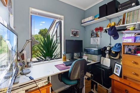 Photo of property in 128 Rahui Road, Otaki, 5512