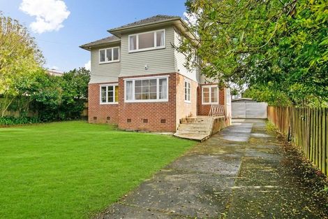 Photo of property in 41 Blockhouse Bay Road, Avondale, Auckland, 1026