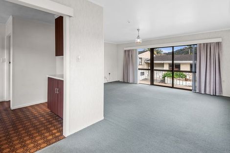 Photo of property in 27 Kamo Road, Regent, Whangarei, 0112