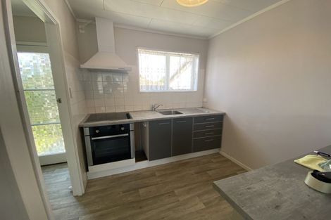 Photo of property in 13 Roberts Road, Te Atatu South, Auckland, 0610