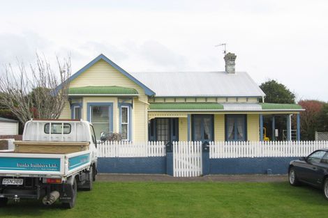 Photo of property in 33 Mouatt Street, Waitara, 4320