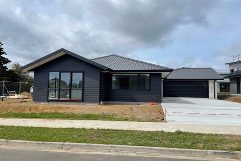 Photo of property in 1 Vogue Circle, Vogeltown, New Plymouth, 4310