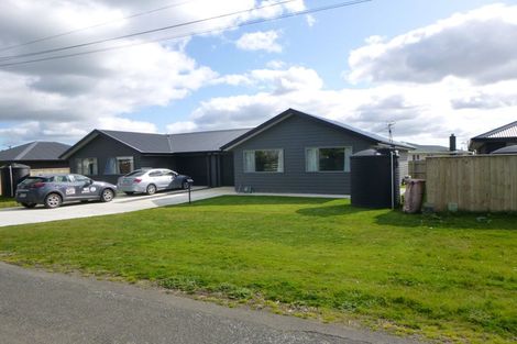 Photo of property in 4 Fagan Street, Sanson, 4817