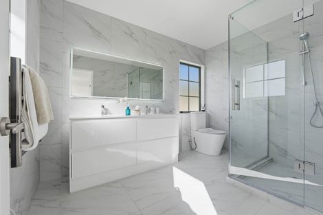 Photo of property in 116 Onetaunga Road, Chatswood, Auckland, 0626