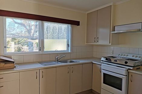 Photo of property in 2/60 Oakdale Road, Mount Roskill, Auckland, 1041