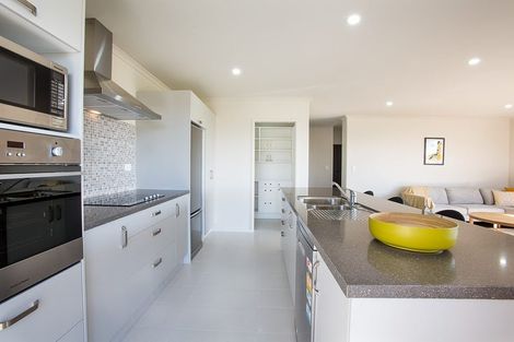 Photo of property in 40 Kohekohe Drive, Owhata, Rotorua, 3010