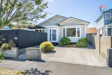 Photo of property in 10 Palm Avenue, Lyall Bay, Wellington, 6022