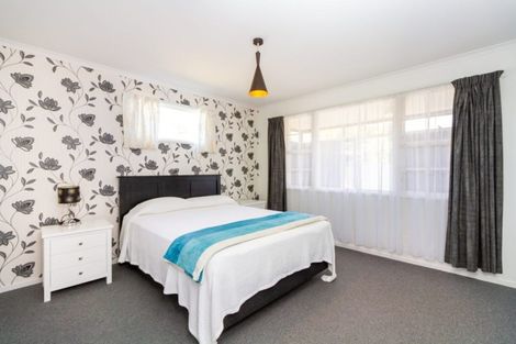 Photo of property in 3/123 Vogel Street, Roslyn, Palmerston North, 4414