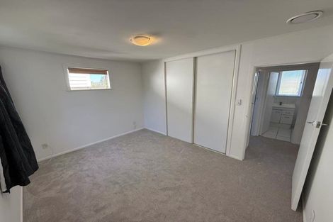 Photo of property in 29 Arrow Road, Forrest Hill, Auckland, 0620