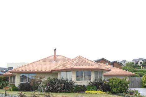 Photo of property in 21 Highcrest Heights, Westmorland, Christchurch, 8025