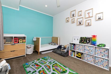 Photo of property in 19a Baverstock Road, Nawton, Hamilton, 3200