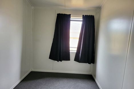 Photo of property in 67 Rhodes Drive, Kelvin Grove, Palmerston North, 4414