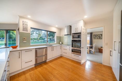 Photo of property in 101 Emerald Hill Drive, Birchville, Upper Hutt, 5018