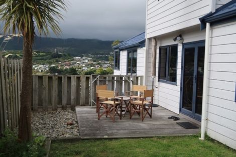 Photo of property in 62a Saint Johns Terrace, Tawa, Wellington, 5028