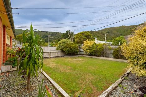 Photo of property in 29 Hay Street, Naenae, Lower Hutt, 5011