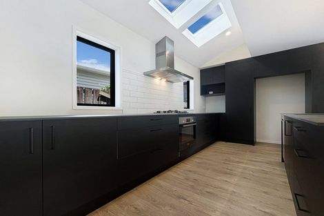 Photo of property in Peninsula Primary School, 61 Wharf Road, Te Atatu Peninsula, Auckland, 0610