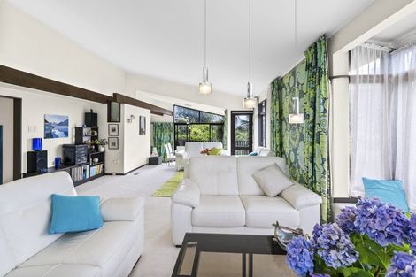 Photo of property in 12 Volkner Grove, Waterloo, Lower Hutt, 5011