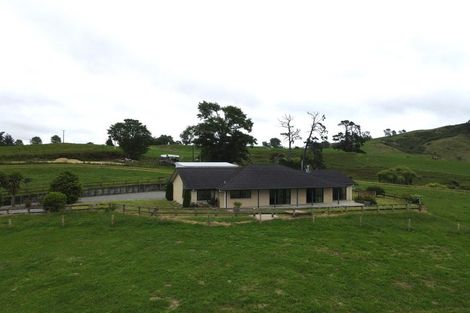 Photo of property in 196 Happy Valley Road, Owhiro Bay, Wellington, 6023