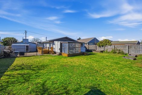 Photo of property in 17 Mortlake Street, Islington, Christchurch, 8042