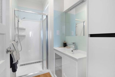 Photo of property in 14 Clapham Place, Whanganui East, Whanganui, 4500