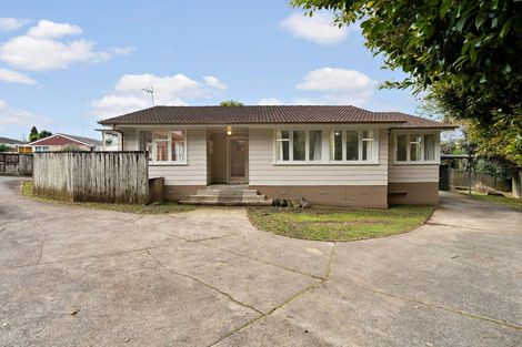 Photo of property in 6b Waikaremoana Place, Pakuranga Heights, Auckland, 2010