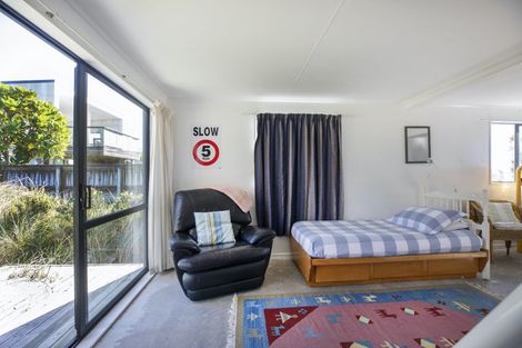 Photo of property in 75 Blue Pacific Parade, Riversdale Beach, Masterton, 5872